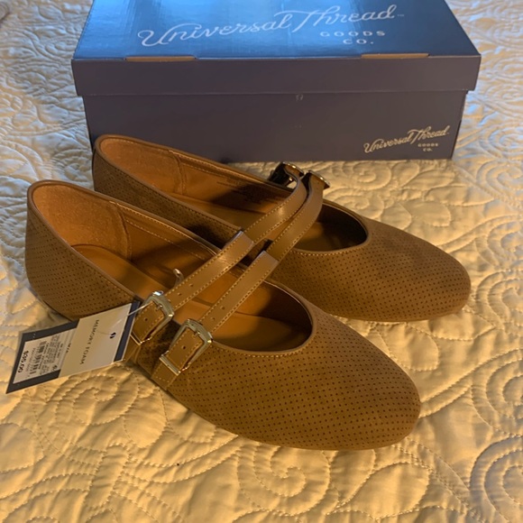 Mary Jane flats - Picture 1 of 11